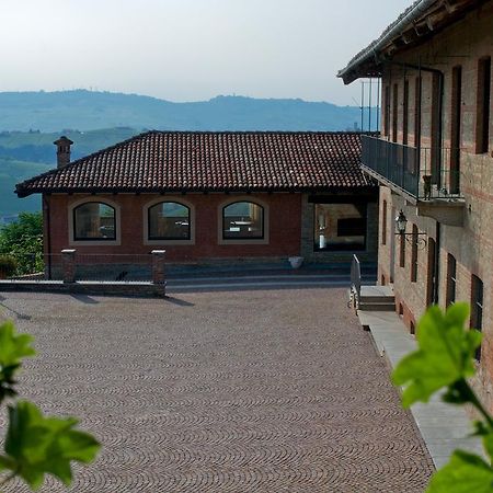 Casa Cucco Apartment Serralunga d'Alba Exterior foto